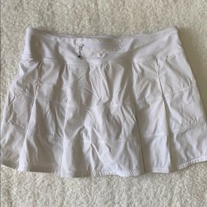 Lululemon Run Pace Rival Skirt - White - size 8T